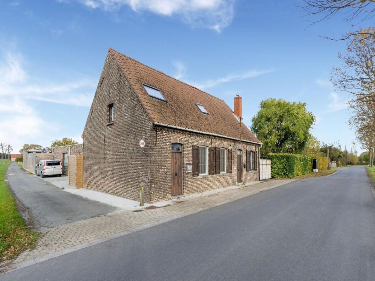 Tasteful Holiday Home In Loppem With Jacuzzi Eksteriør billede