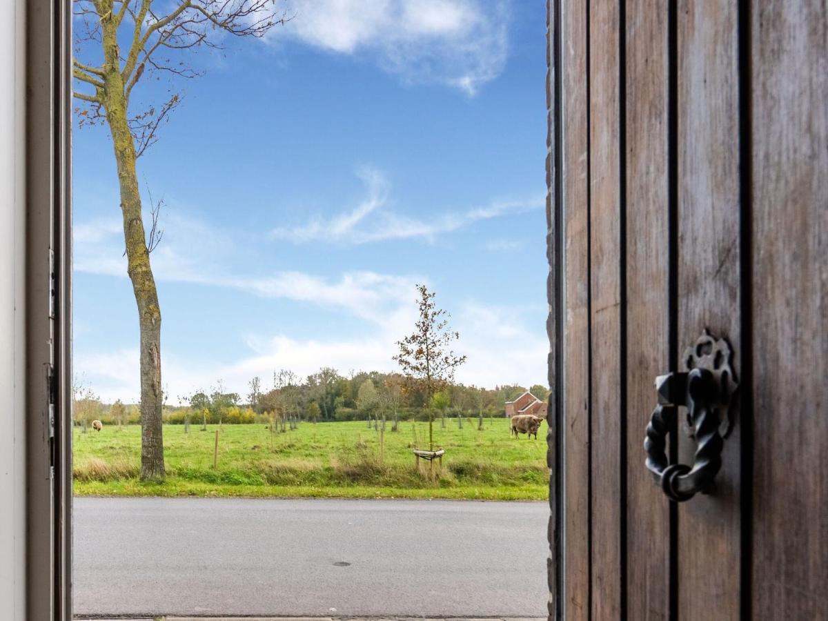 Tasteful Holiday Home In Loppem With Jacuzzi Eksteriør billede